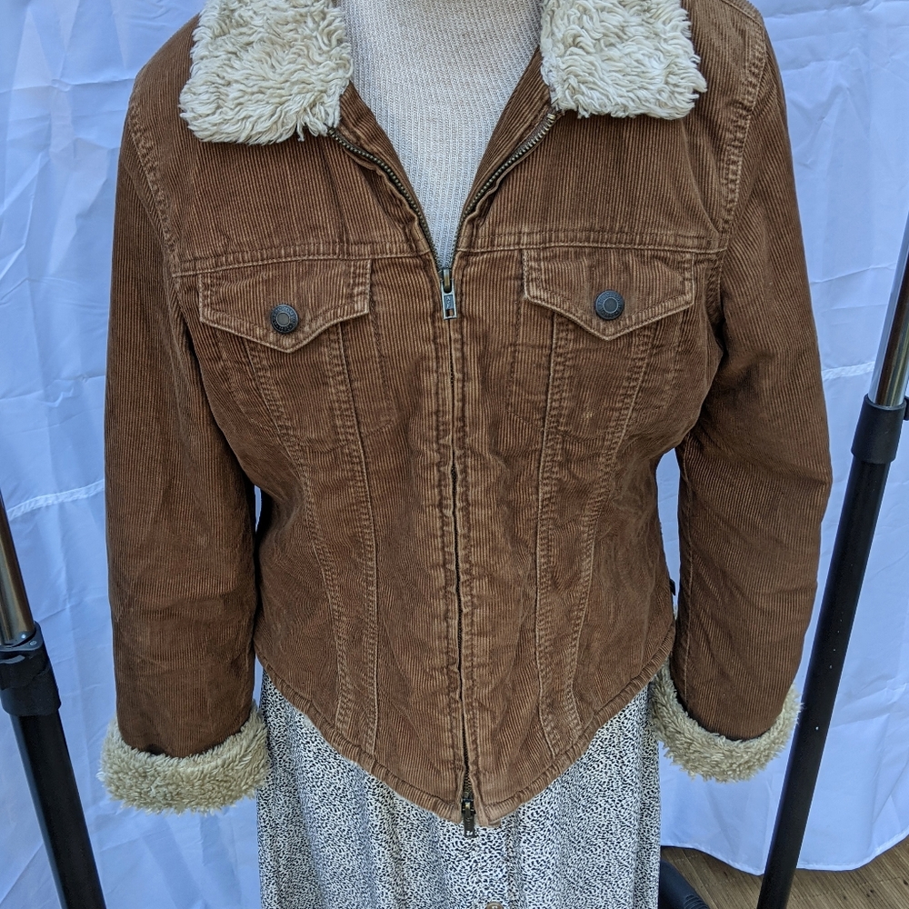 Abercrombie and Fitch Corduroy Shearling Jacket - Picture 4 of 8